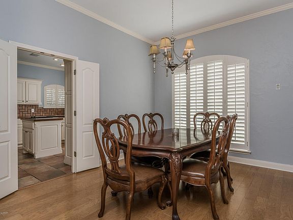 4th image of 7402 Woodmont Dr
