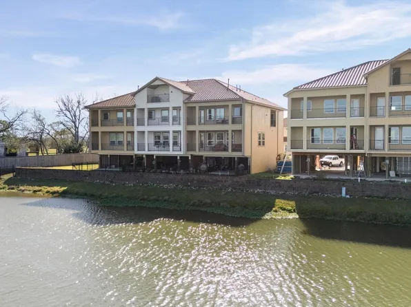 41 Armand Shore Dr, Houston, TX 77058