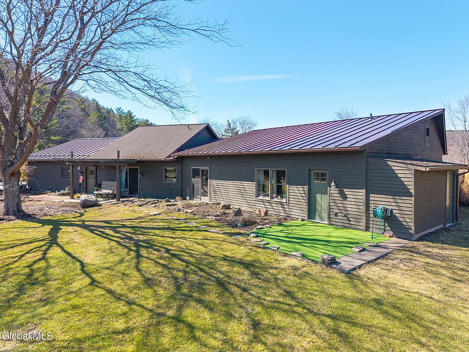 1st image of 580 Ecker Hollow Road