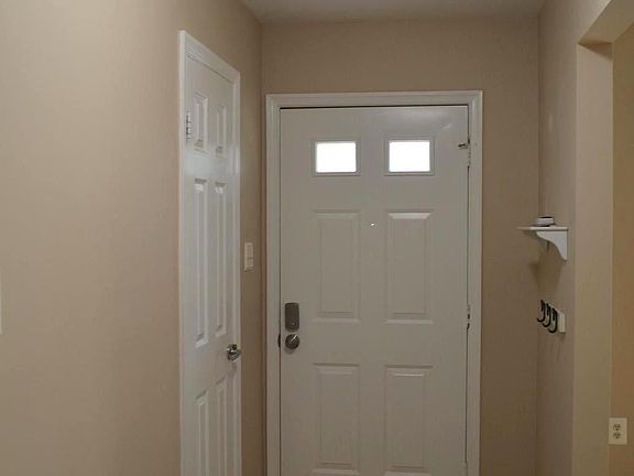 4th image of 5522 Bridgewood Dr