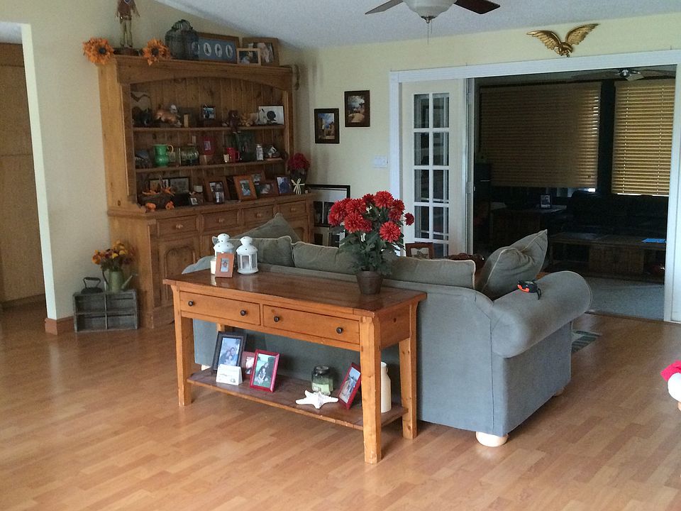 1st image of 8353 Raymond Dr