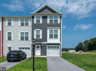 34 Hudson Blvd, Red Lion, PA