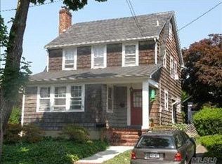 3319 149th Pl, Flushing, NY 11354