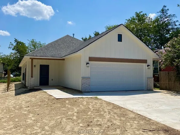 407 N Reed Ave, Bryan, TX 77803