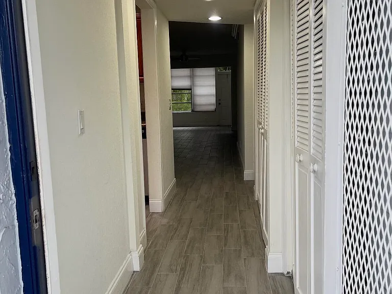 2820 SW 22nd Ave #211 — Photo 9
