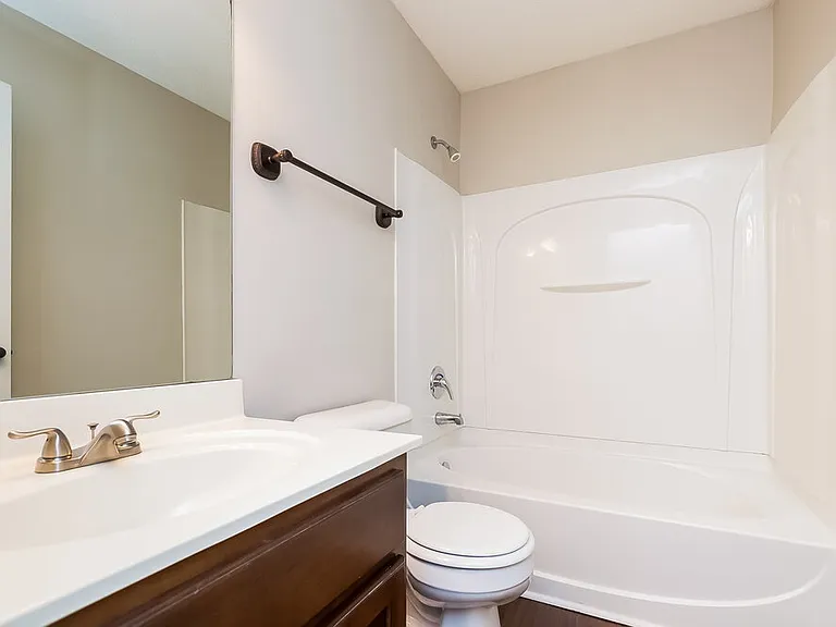 4313 Genevieve Dr — Photo 12