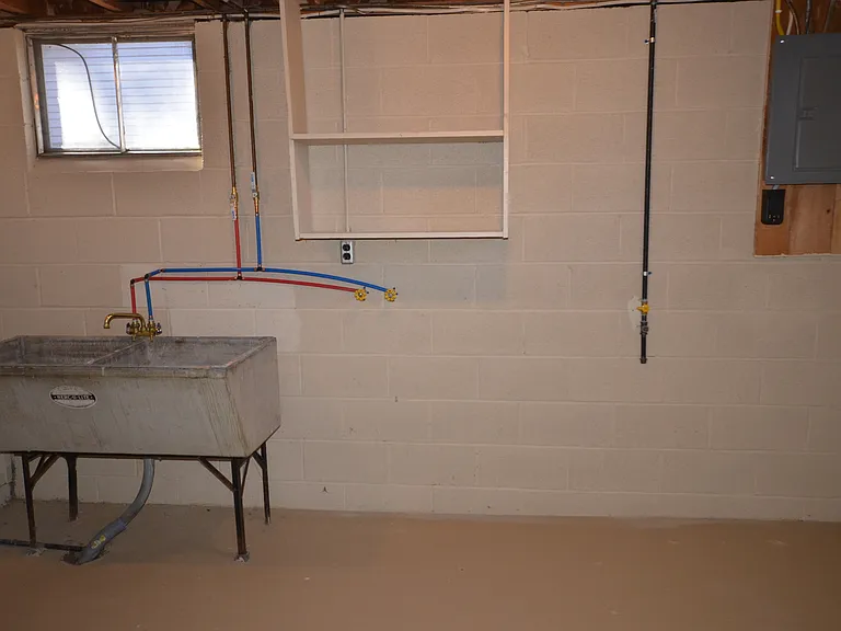 646 Morningview Ave — Photo 25