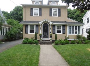 29 Filbert St, Hamden, CT 06517