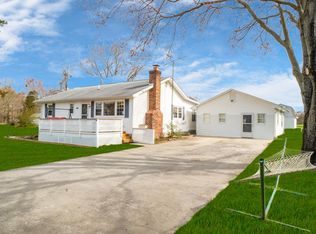 63 Gill Rd, Lancaster, VA 22503