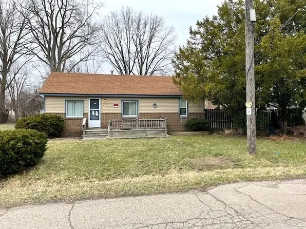 1115 Clovis Ave, Mount Morris, MI 48458