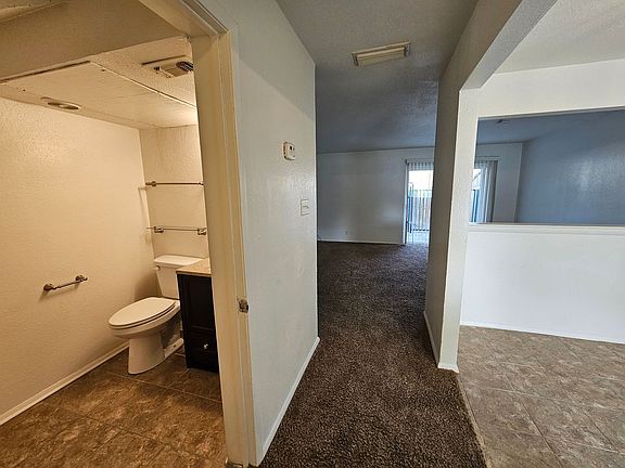 4th image of 1122 Oxford St APT B