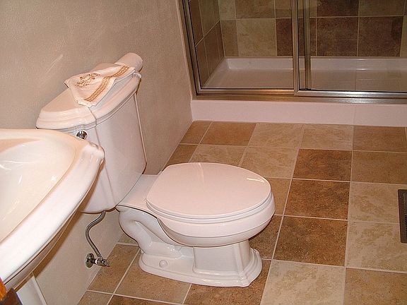 Bathroom13