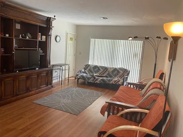1283 Bluebird Ave — Photo 9