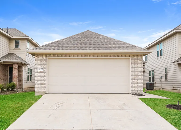 10327 Green Br — Photo 1