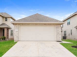 10327 Green Br, San Antonio, TX 78223