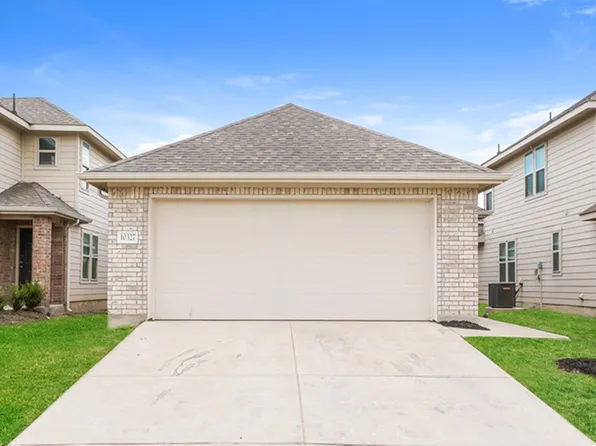 10327 Green Br, San Antonio, TX 78223