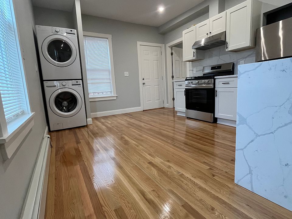 1st image of 1922 Columbus Ave APT 1