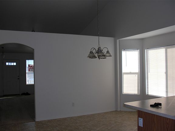 3rd image of 2189 N 2270 W