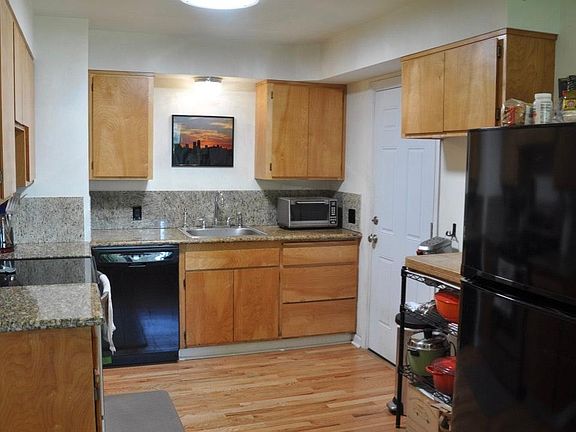 Kitchen / door to garage
