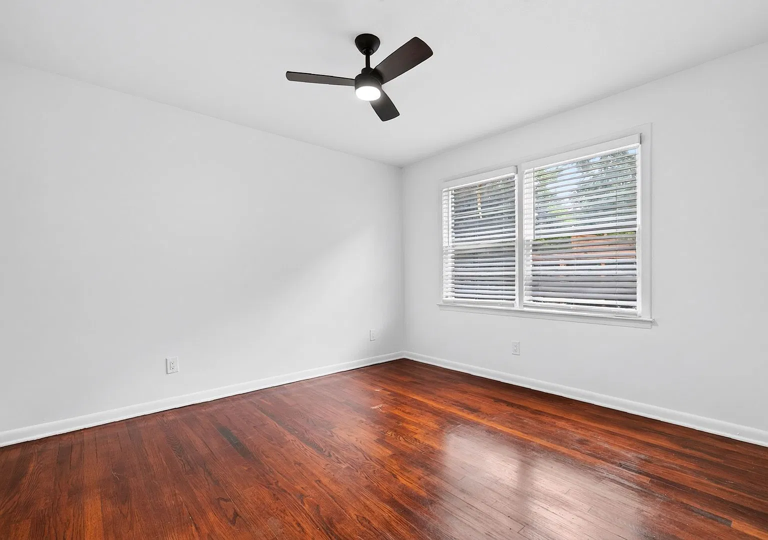 830 Moreland Ave — Photo 4