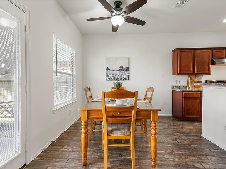 6742 Durango Creek Dr — Photo 13