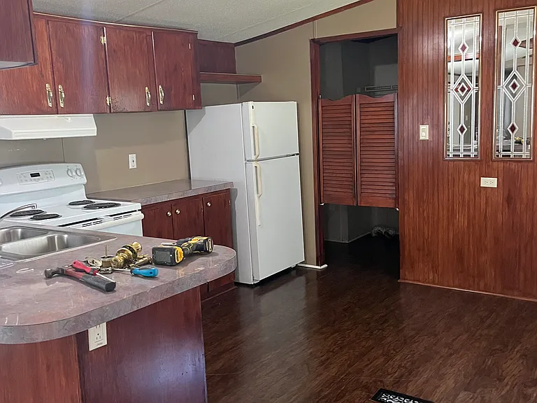 8301 Wild Rose Dr #9 — Photo 17