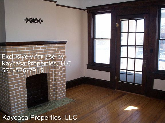 4th image of 1031 E Hadley Ave