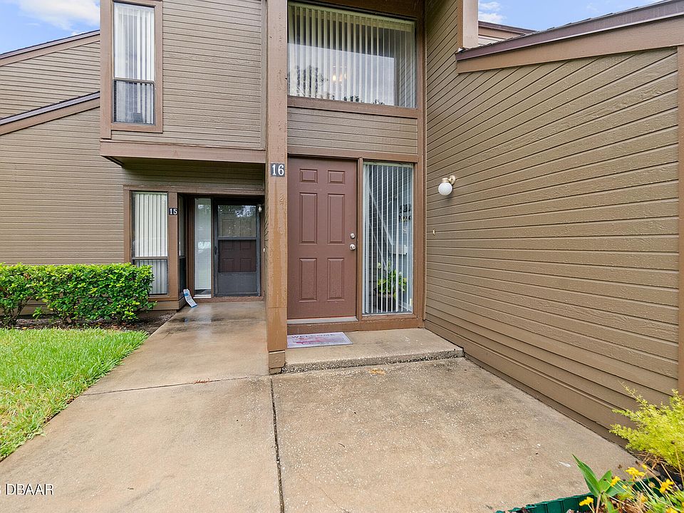 1st image of 16 Salisbury Ct