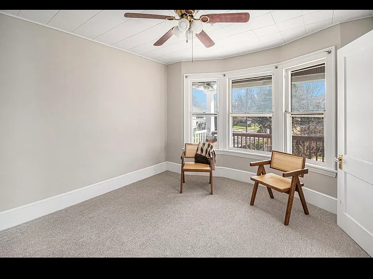 1337 Davis Ave NW #2 — Photo 7