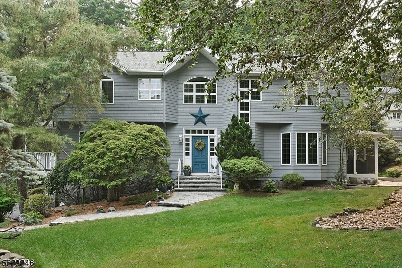 81 Poplar Rd, Wayne, NJ 07470 Zillow
