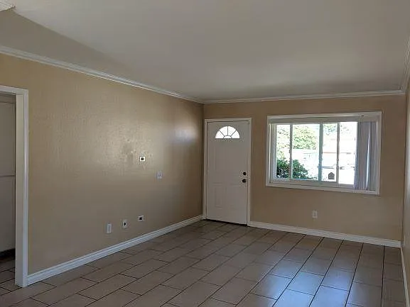 2 bed, 1.5 bath, 888 sqft, $2,795 — Photo 4