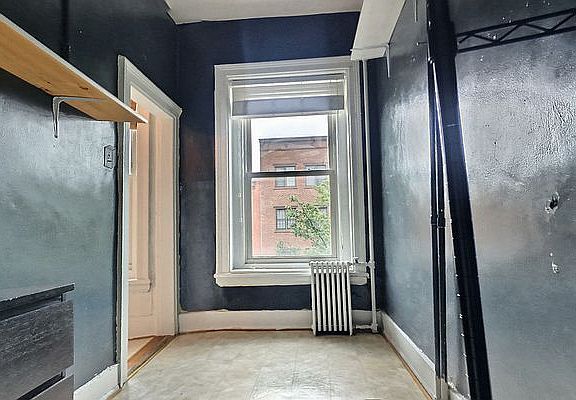 4th image of 45 Woodhull St APT 3