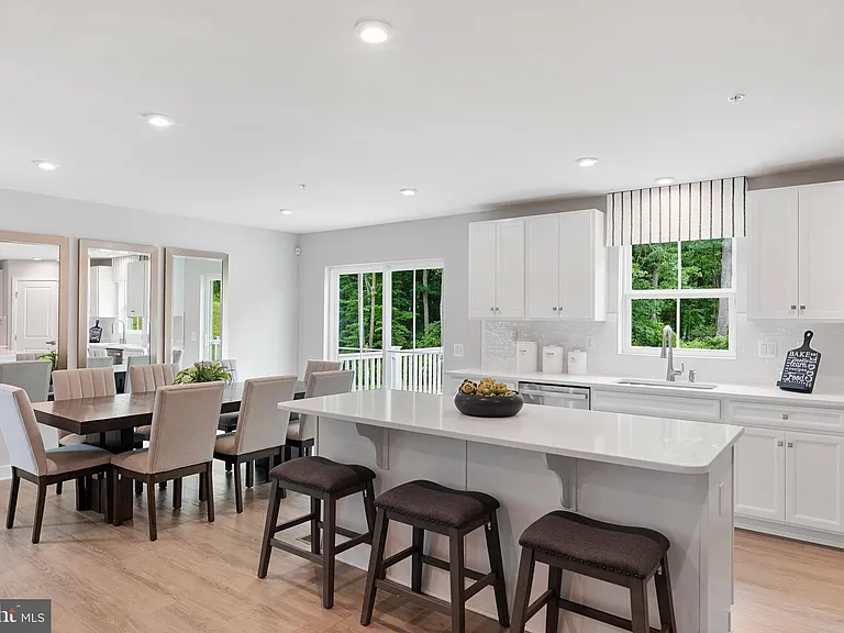 4771 Naples Ave — Photo 8