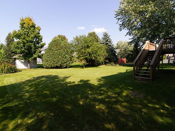 4th image of 307 13th St N