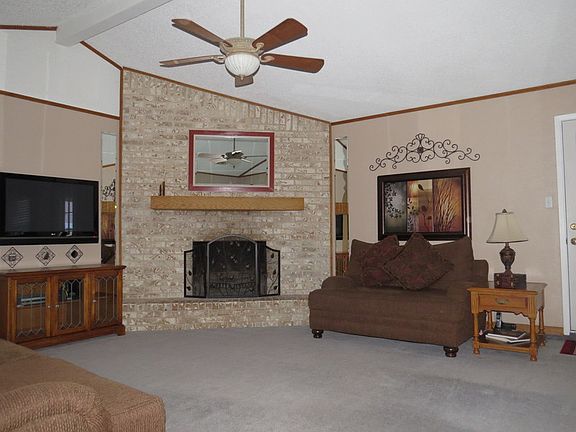 3rd image of 7124 Sweetbriar Ct