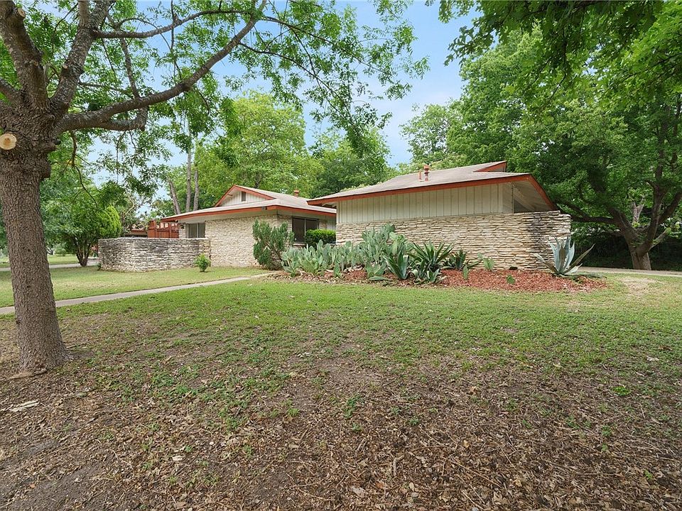 1st image of 5731 Wellington Dr