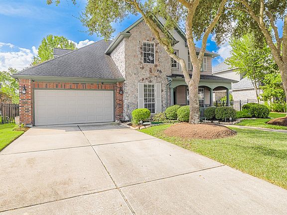 2nd image of 21723 Colonial Bend Ln