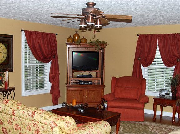 3rd image of 88 Katy Beth Ln