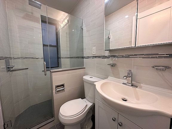 5th image of 355 W 51st St #223