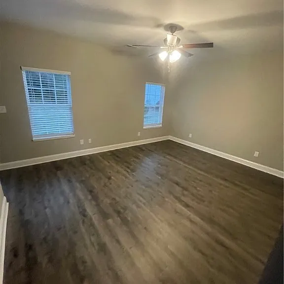 217 Willborough Ave — Photo 5