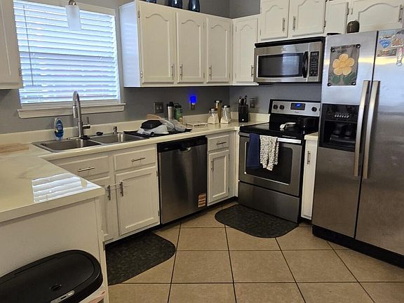 4th image of 7881 Chesterfield Dr S