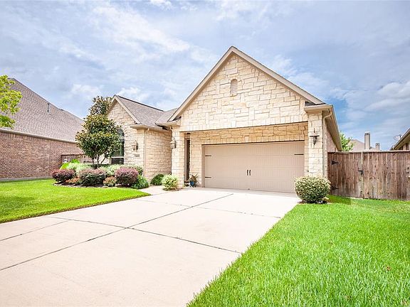 4th image of 20015 Hill Grove Ct