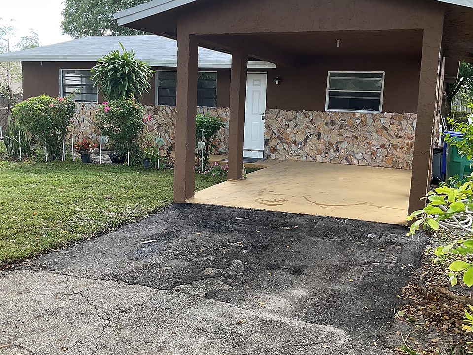 1st image of 2900 NW 10th Ct