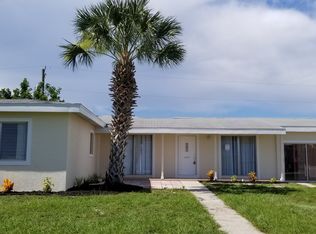 21492 Edgewater Dr, Pt Charlotte, FL 33952