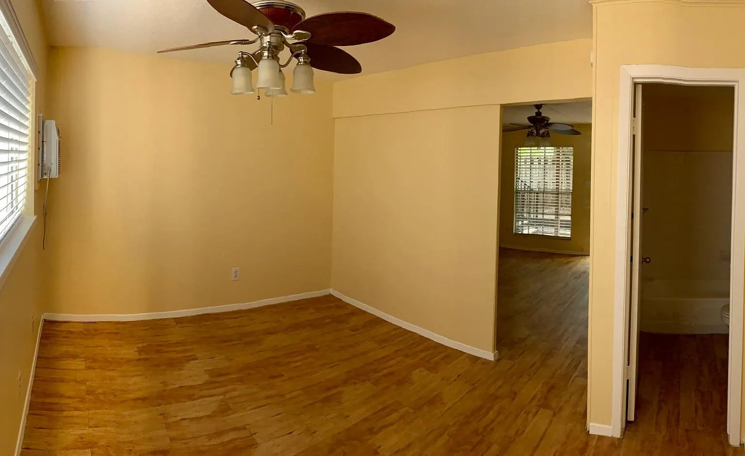 Envoy Apartments — Photo 4