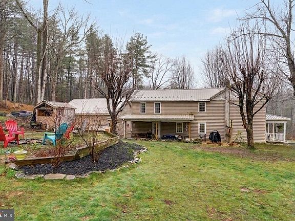 3rd image of 3065 Buchanan Valley Rd