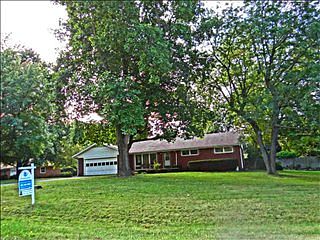1st image of 1247 Meadowbrook Dr