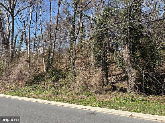 2nd image of Nova Ave