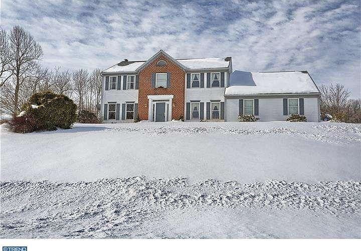 1st image of 31 Forest View Dr