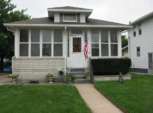 923 W 7th St, Mishawaka, IN